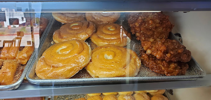 Cinnamon Roll & Apple Fritter